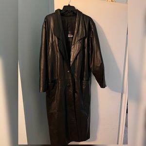 Vintage womens soft black leather trench coat